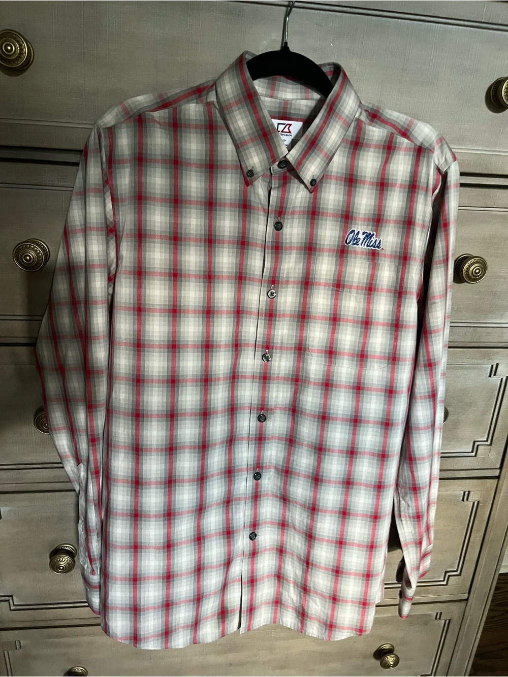 EUC Men’s Cutter & Buck Men’s Ole Miss Embroidered Button Down Small